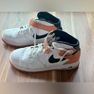 Nike Air Force 1 High Vibrant Orange